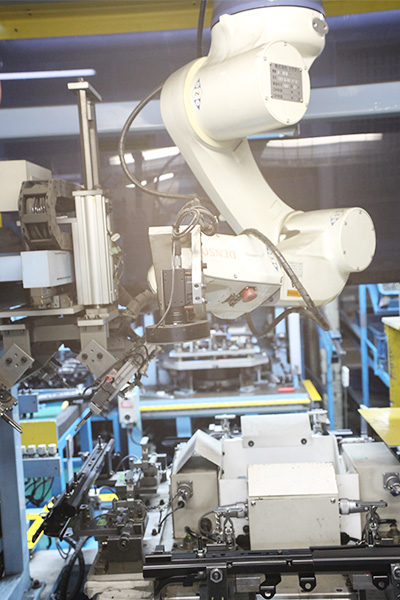 ロボットカメラ式画像検査機